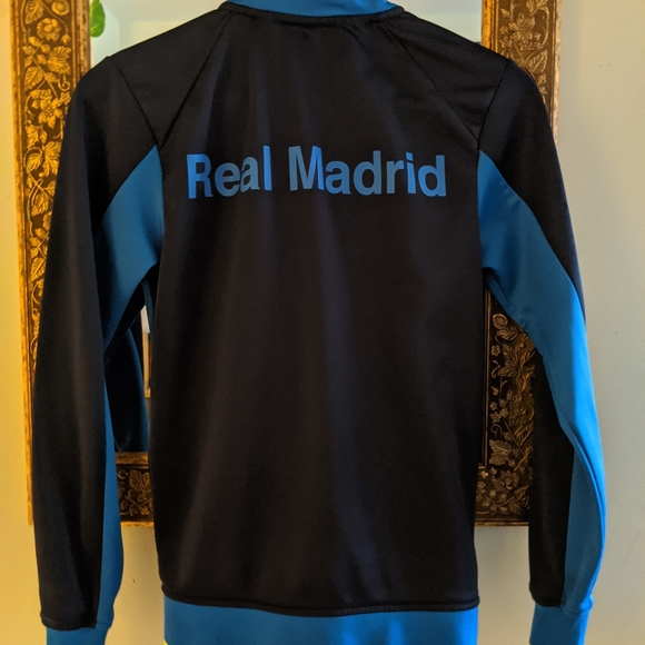 Real Madrid jacket - Picture 3 of 6